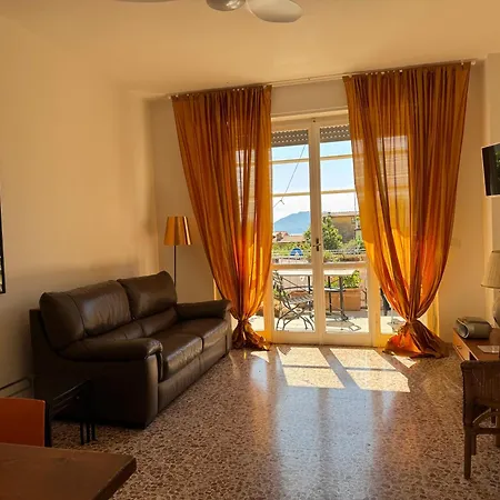 Blu Di - Zona Tranquilla Due Passi Dal Mare 레리치